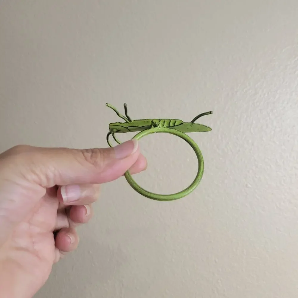 Pier 1 Imports Grasshopper Napkin Rings Set of 4 Metal Green Vintage Decor Box